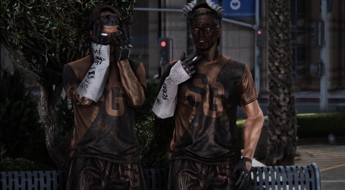 𝐌𝐓－𝐂𝐋𝐎𝐓𝐇𝐄𝐒