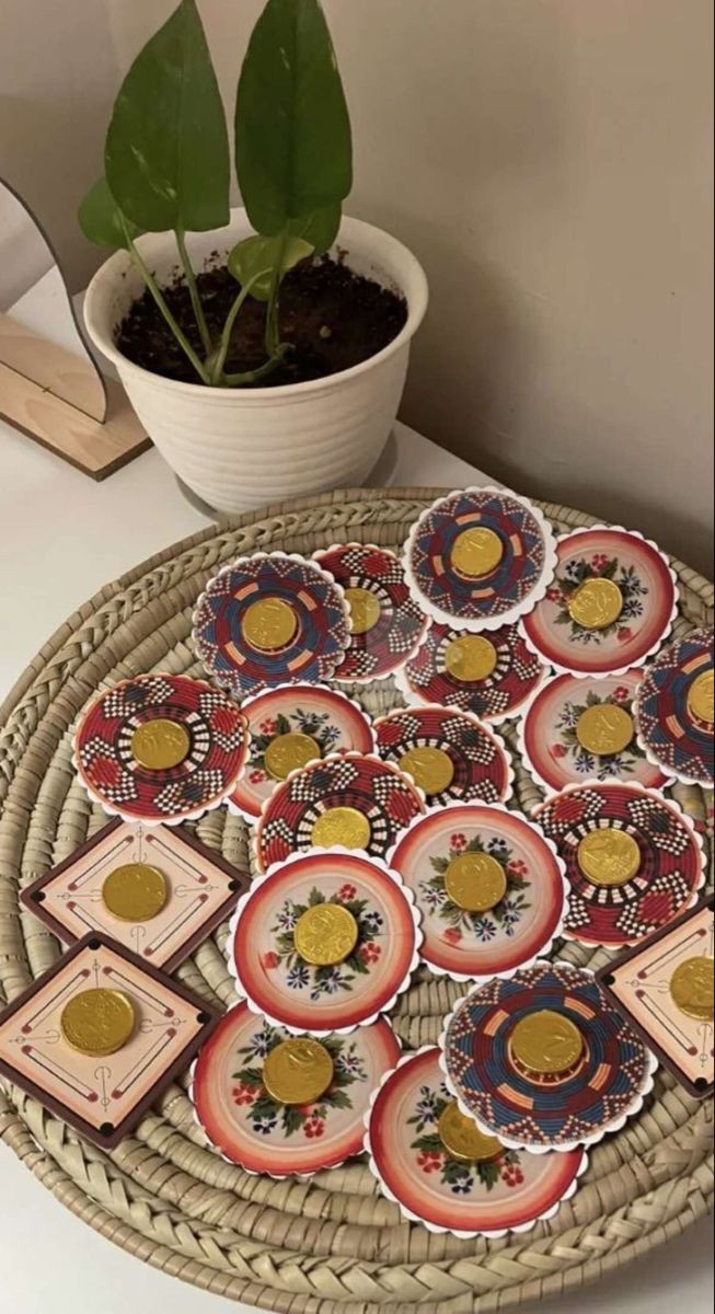 اكثر من 50 منتج توزيعات يوم التأسيس بدقه عاليه جاهزه للطباعه