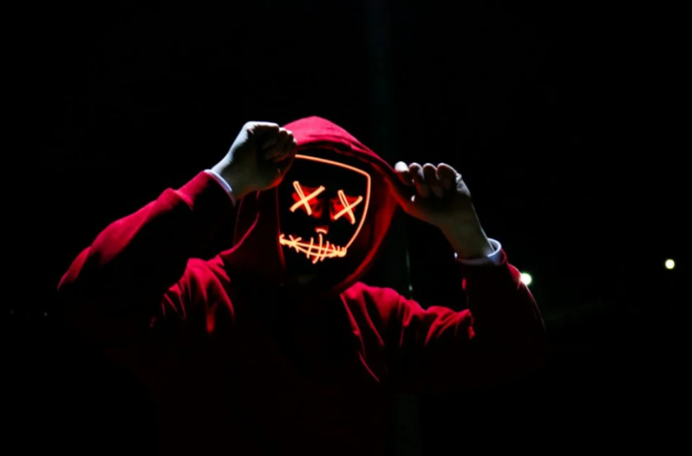 غرامة استعمال مواد غش او استخدام ثغرات او باند حمايه