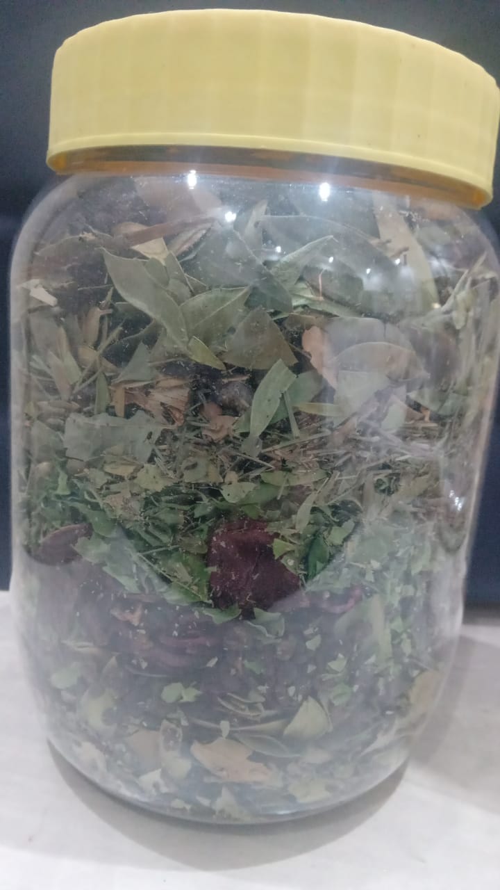 اعشاب للشعر  كبير