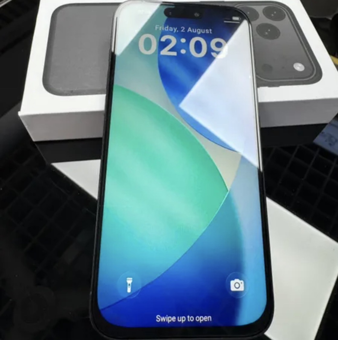 ايفون 17 pro max