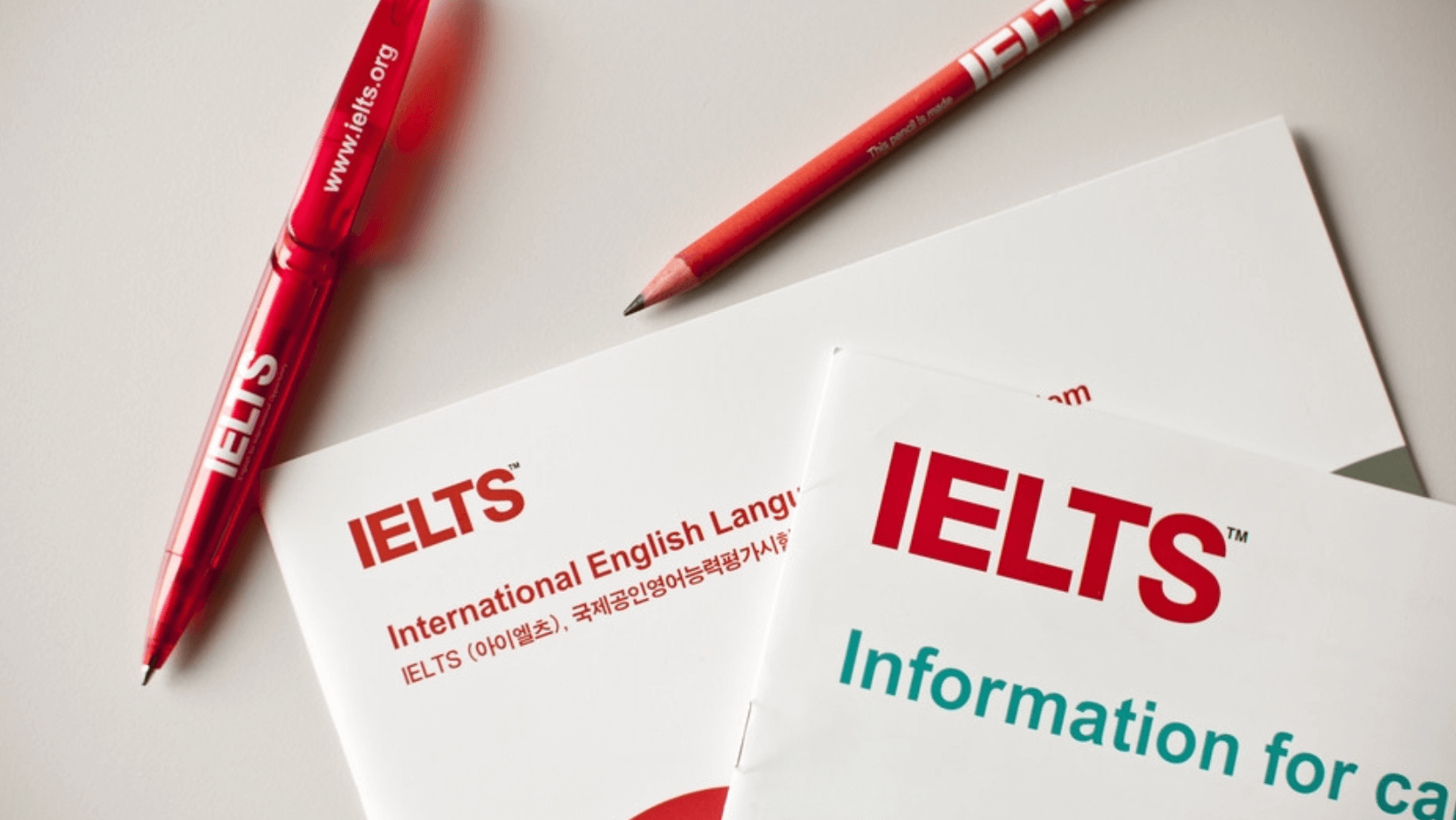 🎯 هدفك 7+ في IELTS؟ كلها في ملف واحد🔥 ✅ خطة + اهم المصادر + اهم 300 كلمة + قوالب Writing Task 1 & 2