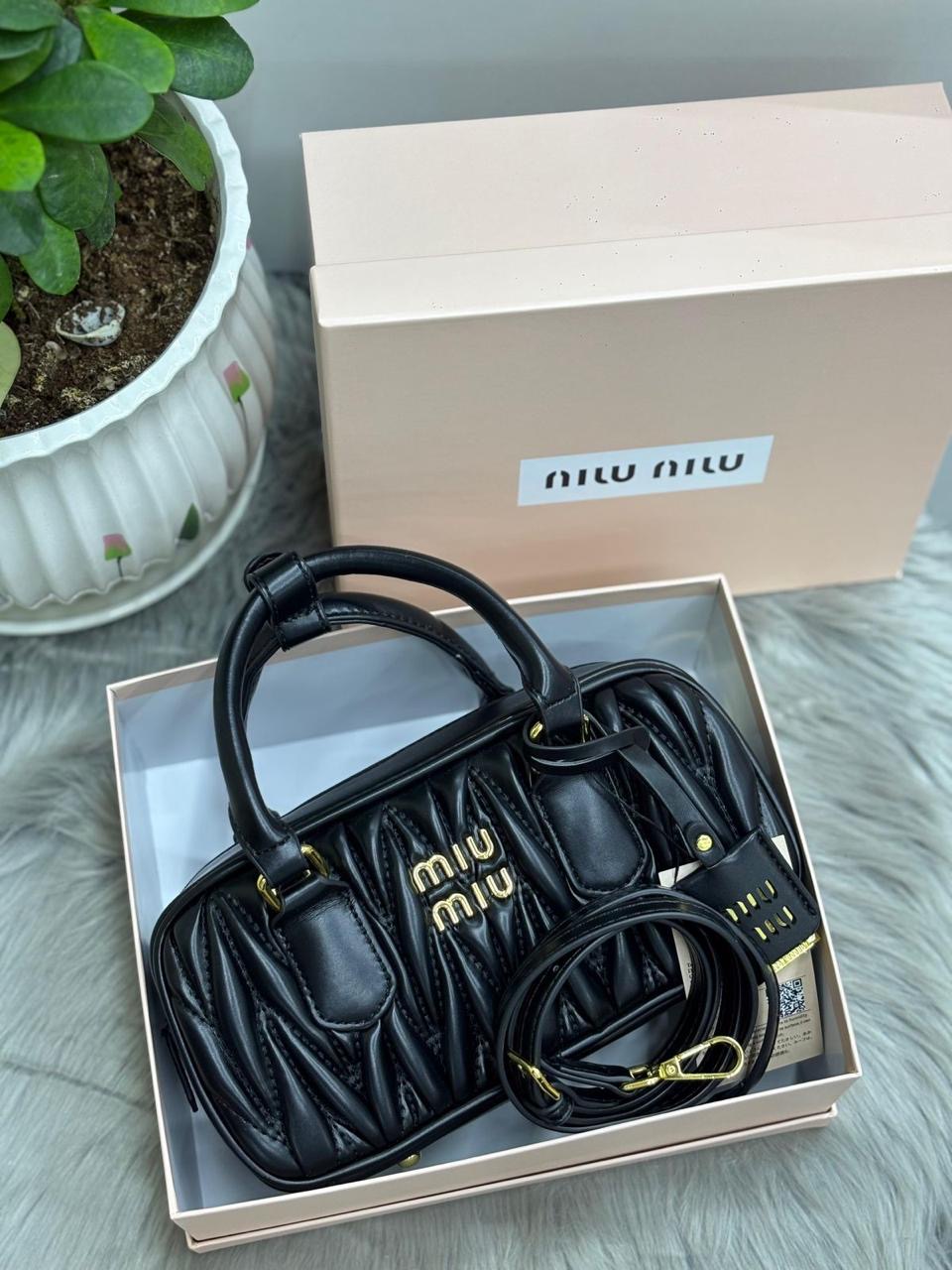 شنطة نسائية