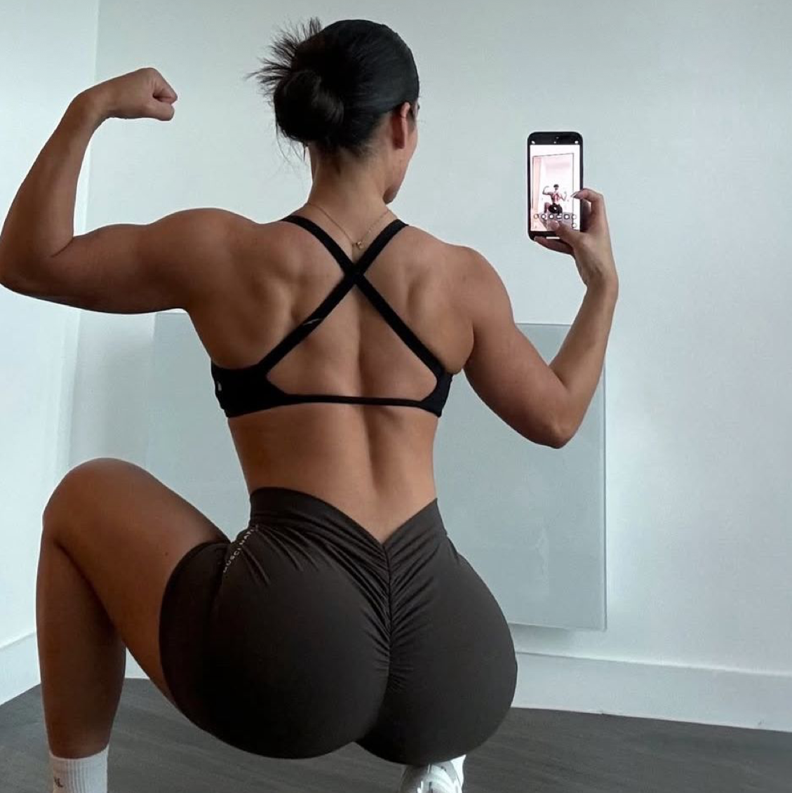 تمارين رياضيه في النادي مرحله متوسطه